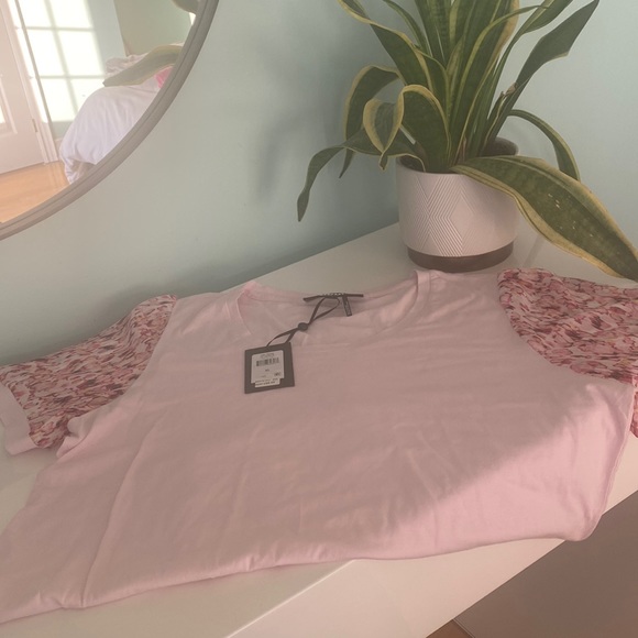 DKNY blouse brand new very pretty - Picture 6 of 10